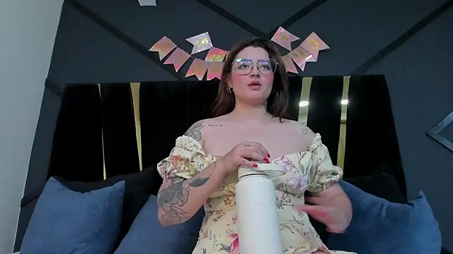 samanthaa_devine webcam