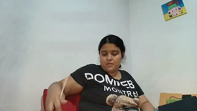 luisahot_9727 webcam