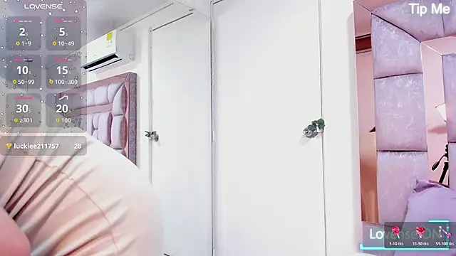 megannherrera - Megannherrera's free webcam - UK Sex Cams