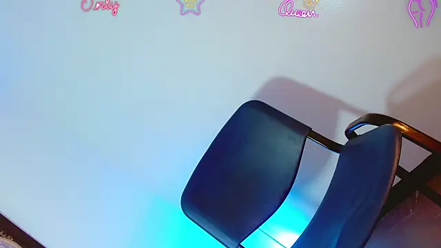 katha_Crawford webcam