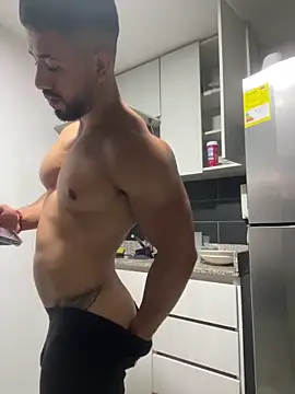 Ezzio_Scolaro webcam