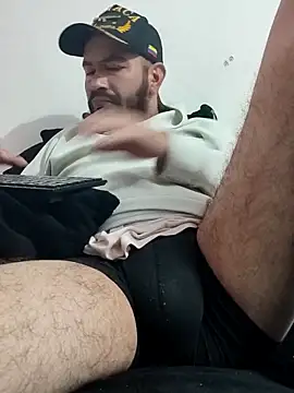 hairyandbigmann webcam