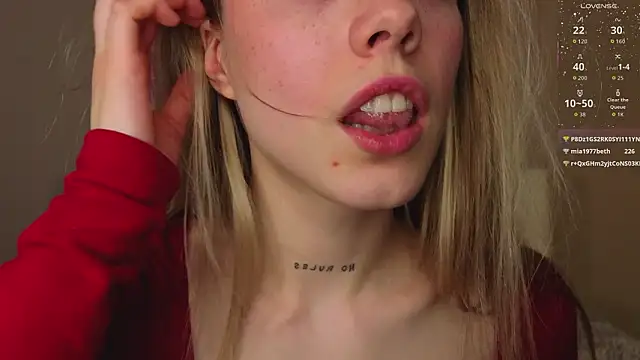 TiffinyMergist webcam