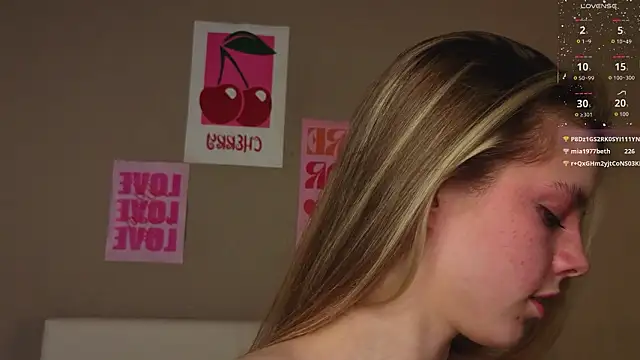 TiffinyMergist webcam