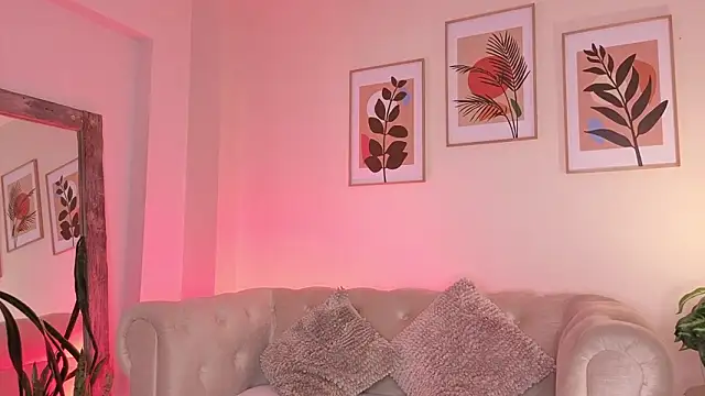 DahianaWalcott webcam