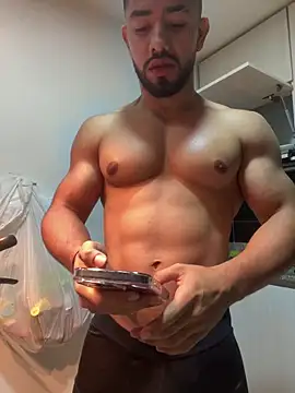 Ezzio_Scolaro webcam