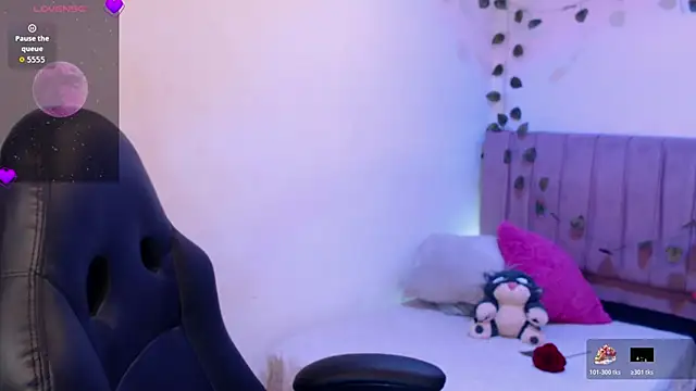 MarilynWhite_ webcam