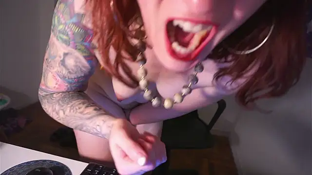 autumn-nights webcam