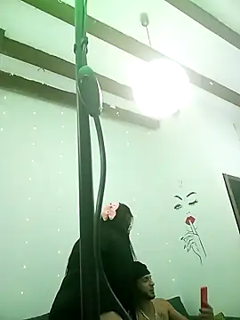 Xiomara_fiery webcam