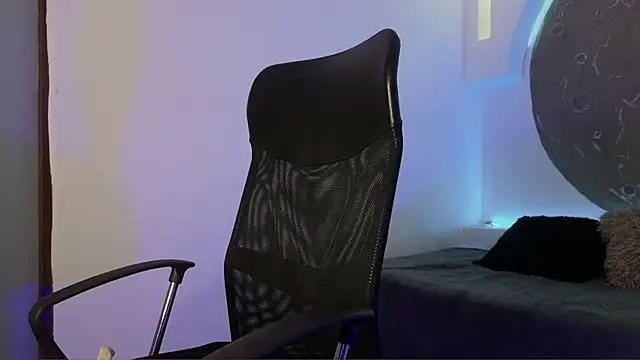 apolo_lux1 - Apolo_lux1's free webcam - UK Sex Cams