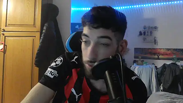 maestroboris95 webcam