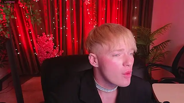 kristenegor - Kristenegor's free webcam - UK Sex Cams