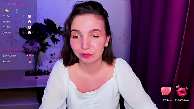 KindHazelHere_ webcam