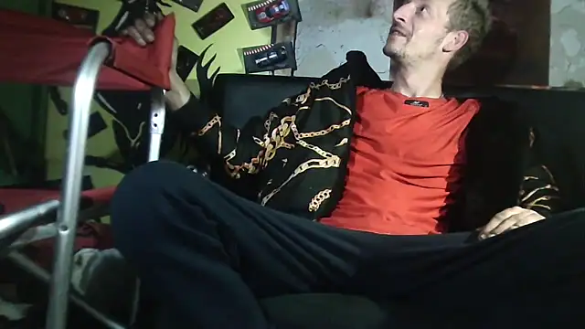 ILOVEhairywoman webcam