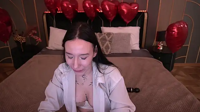 NikkiGoldSide — Let's throw an awesome party