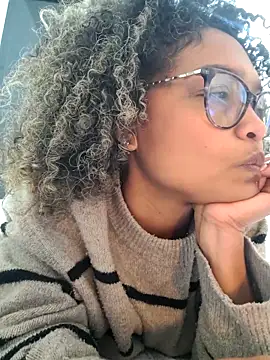 BiiancaEstradaa webcam