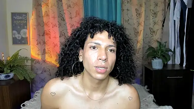 Angel_White25 webcam