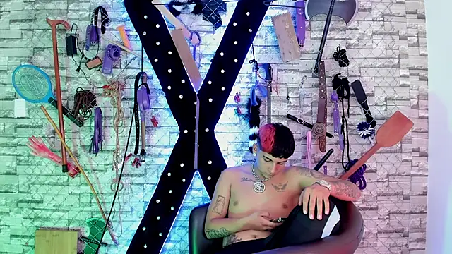 arion_and_velvet_bdsm - Arion_and_Velvet_bdsm's free webcam - UK Sex Cams