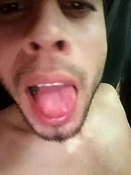 Mich_Stev9524 webcam