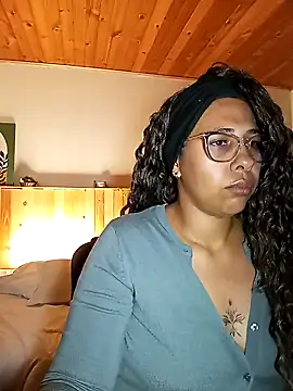 IVONNE_COLLINS33 webcam