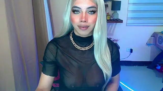 UrGoddessJuliax webcam