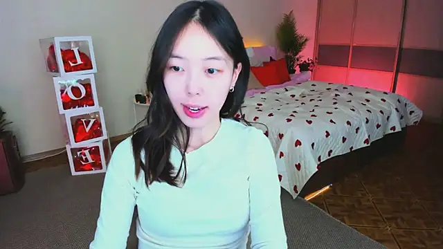 SoulHarmoonyy from StripChat is Freechat