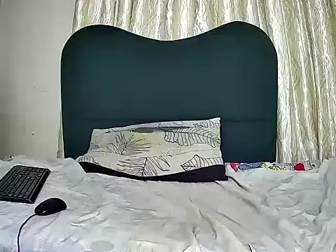 Exotic_FreakyQueen webcam