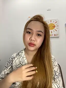 Almira6868 webcam