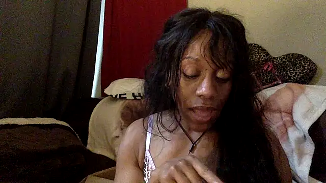 NatalieGainer_goodies webcam