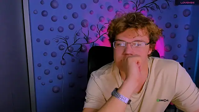 lucas_long_ - Lucas_long_'s free webcam - UK Sex Cams