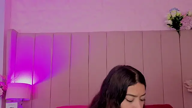 mollybigboobs12 - MollyBigBoobs12's free webcam