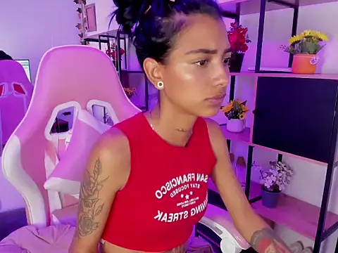 KarlaSlutSkinny__ webcam