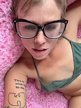 goodgirlbabydoll - Goodgirlbabydoll's free webcam - UK Sex Cams