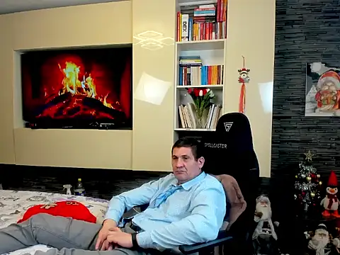 SpartacusDaddy48 webcam