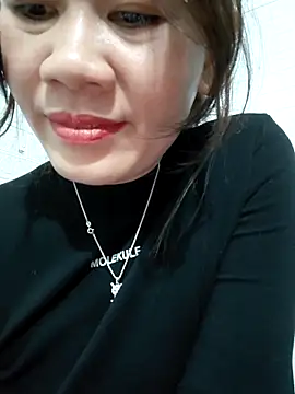 Singlemom69x webcam