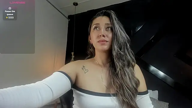 karlyy_ webcam