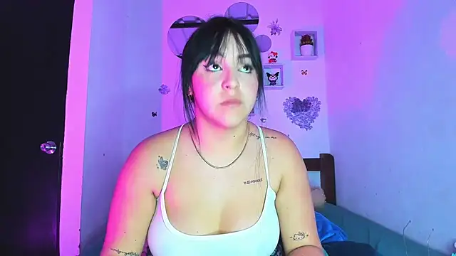 Penelopeflame18 webcam