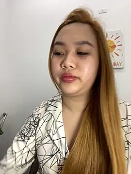 Almira6868 webcam