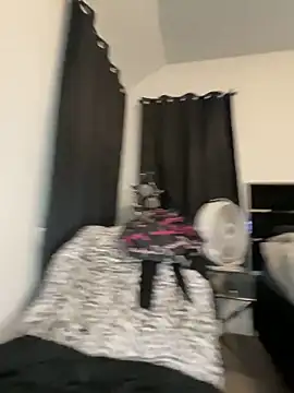 Exotic_Queen_ webcam