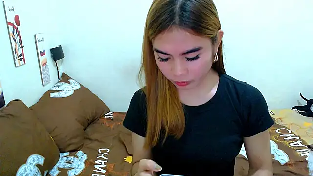 mikhaylahanderson webcam