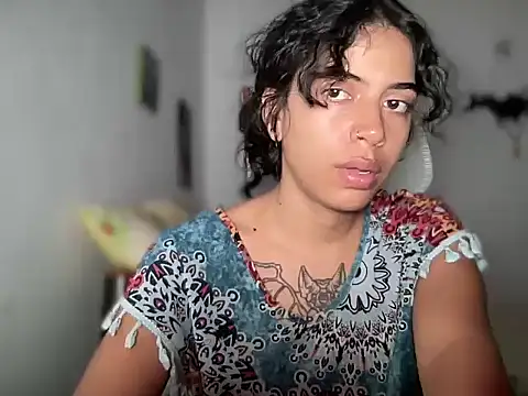 Antonia-bloom webcam