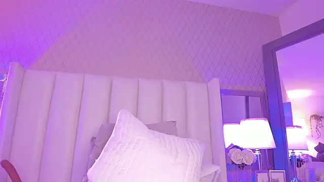 SophiaSmiiths_ webcam