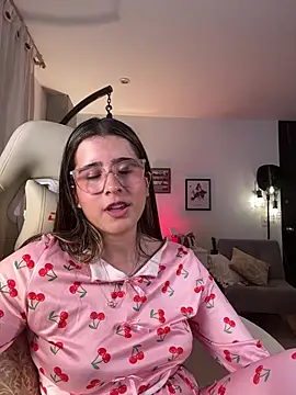 stormiie777 - Stormiie777's free webcam