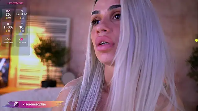 Serene_Sophiex webcam