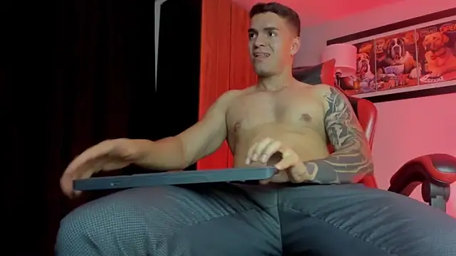 ALPHA_DOMINUS_ webcam