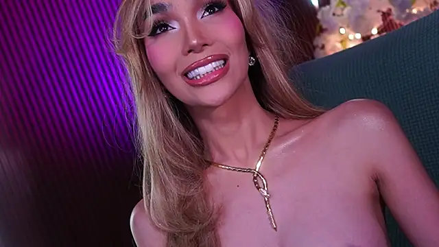 xxforyoureyesonlyxx webcam