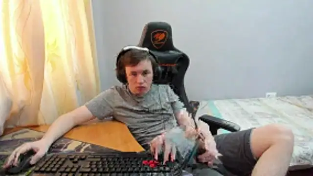 iliaskrislove webcam