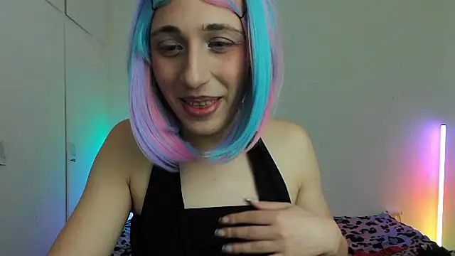 HoneyValentine webcam