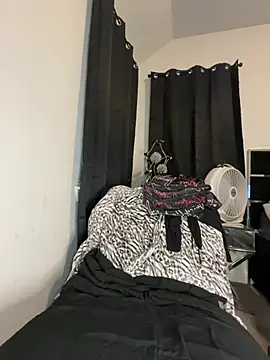 Exotic_Queen_ webcam