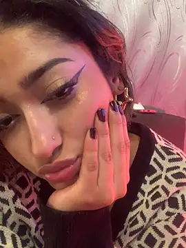 LilithMonette webcam